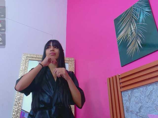 littleeemiily live cam on BongaCams