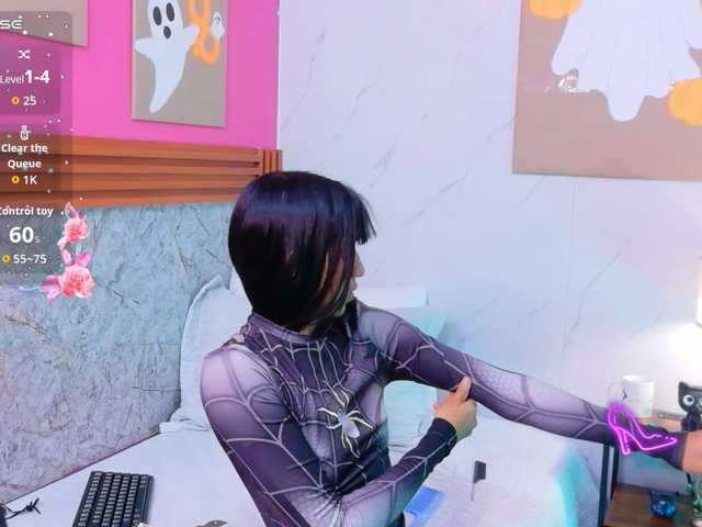 littleeemiily live cam on BongaCams