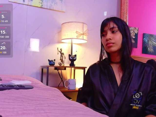 littleeemiily live cam on BongaCams