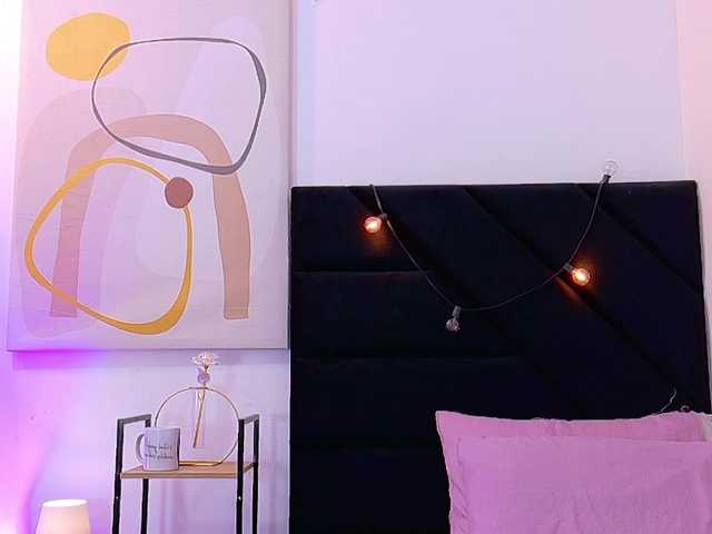 littleeemiily live cam on BongaCams