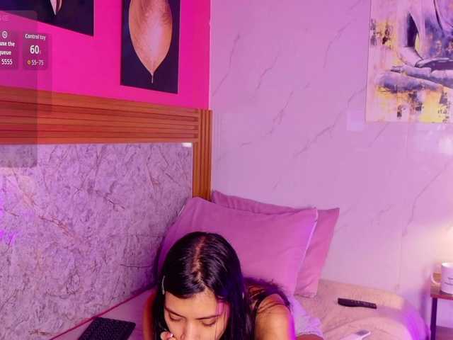 littleeemiily live cam on BongaCams