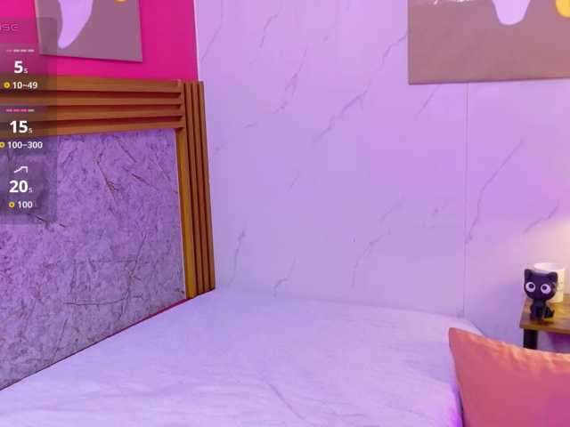 littleeemiily live cam on BongaCams