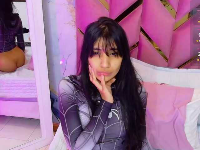 littleeemiily live cam on BongaCams