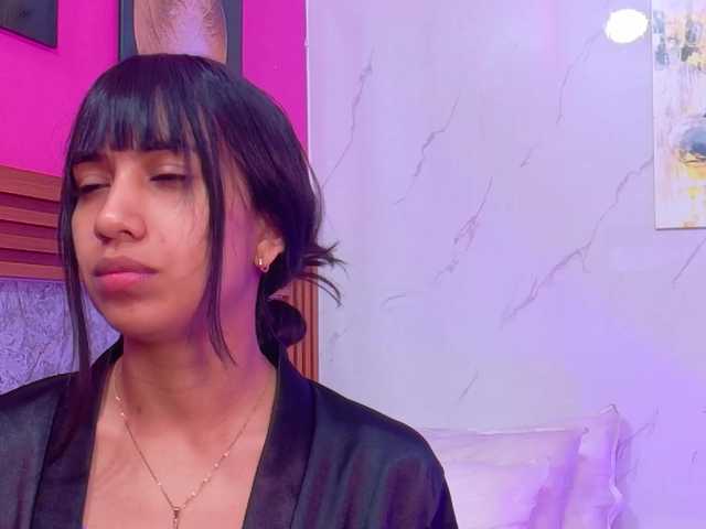littleeemiily live cam on BongaCams
