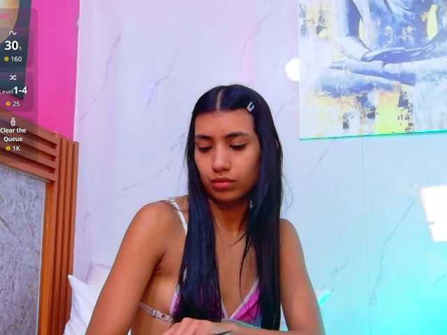 littleeemiily live cam on BongaCams