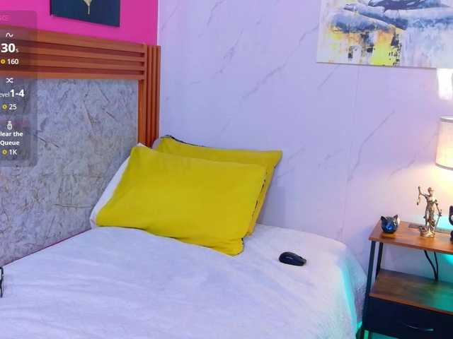 littleeemiily live cam on BongaCams