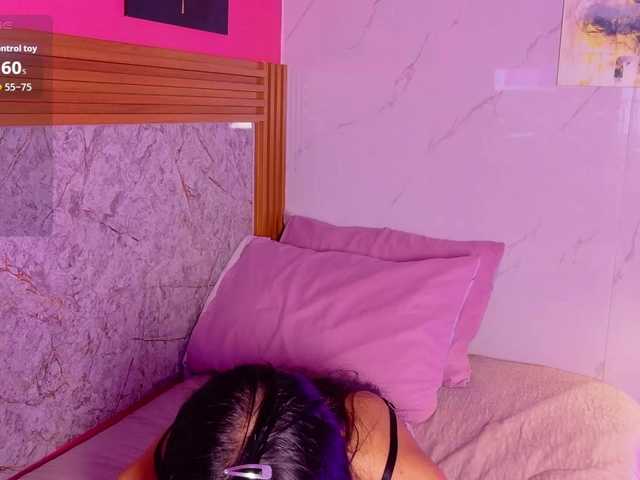 littleeemiily live cam on BongaCams