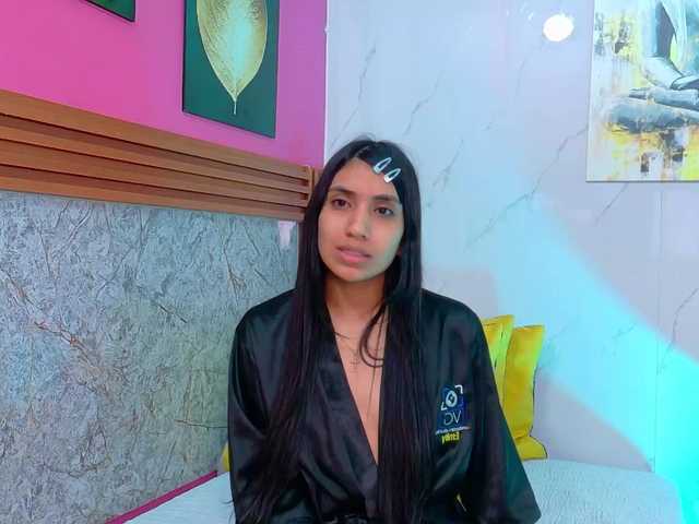 littleeemiily live cam on BongaCams