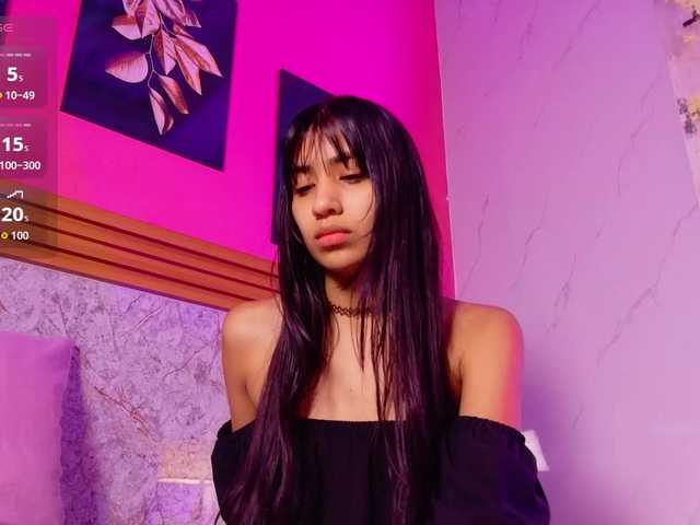littleeemiily live cam on BongaCams