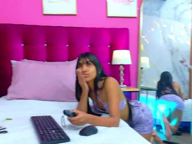 littleeemiily live cam on BongaCams
