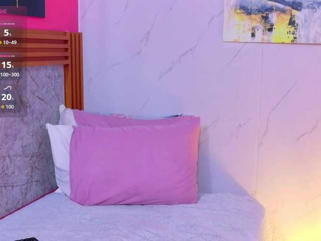 littleeemiily live cam on BongaCams