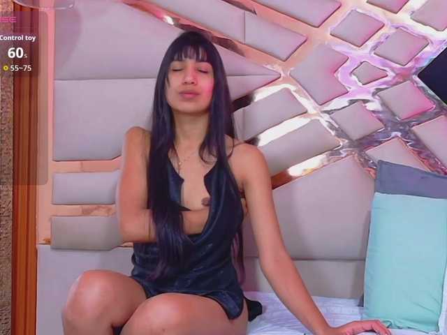 littleeemiily live cam on BongaCams