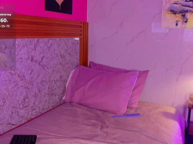 littleeemiily live cam on BongaCams