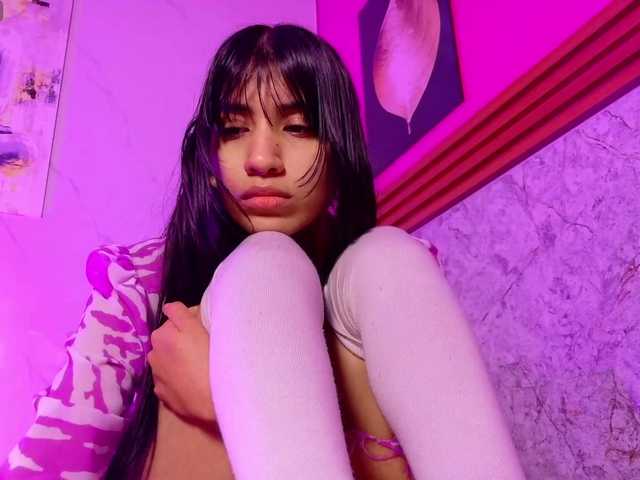 littleeemiily live cam on BongaCams