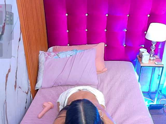 littleeemiily live cam preview