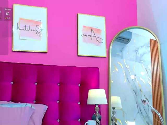 littleeemiily live cam on BongaCams