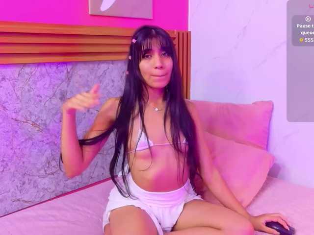 littleeemiily live cam on BongaCams