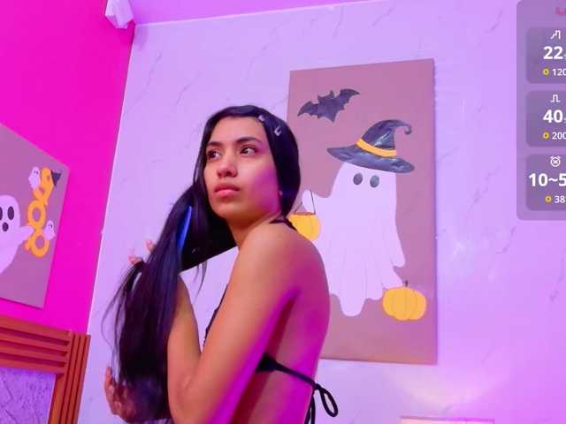 littleeemiily live cam on BongaCams