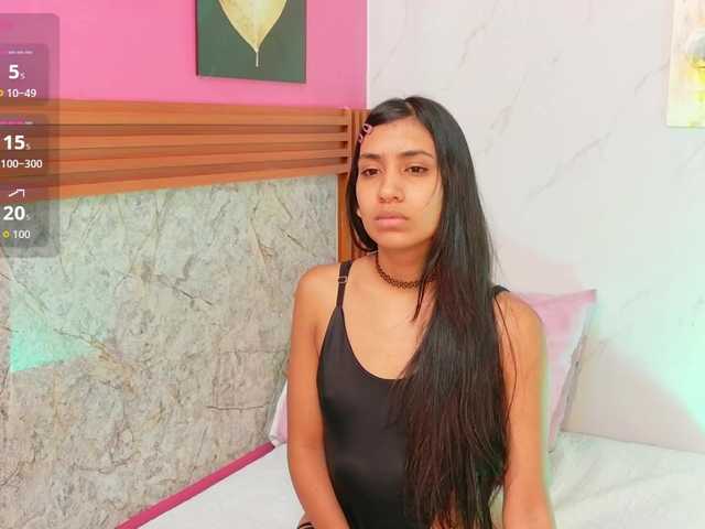 littleeemiily live cam on BongaCams