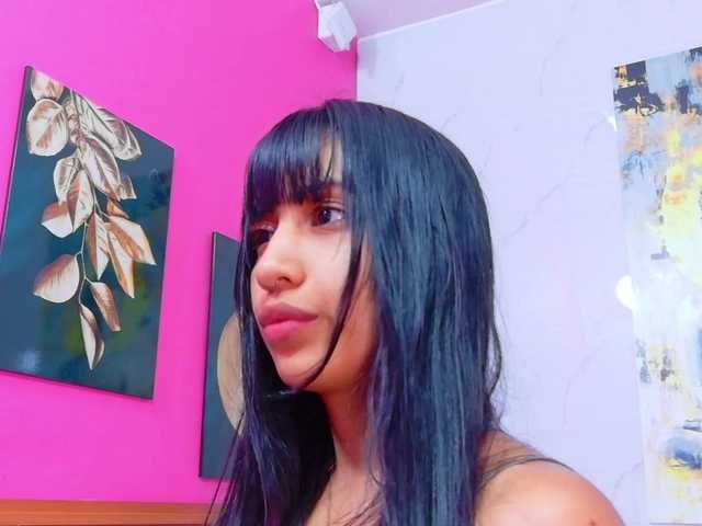 littleeemiily live webcam show