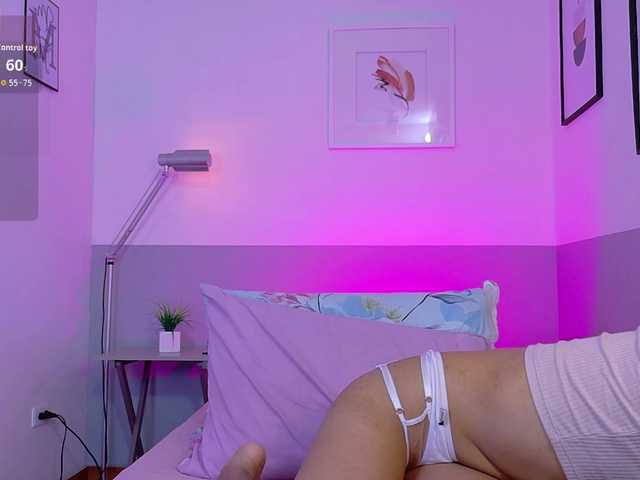 littleeemiily live cam on BongaCams
