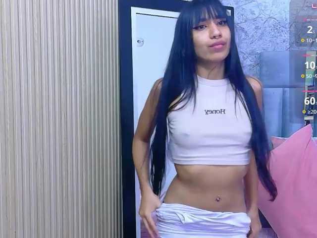 littleeemiily live cam on BongaCams