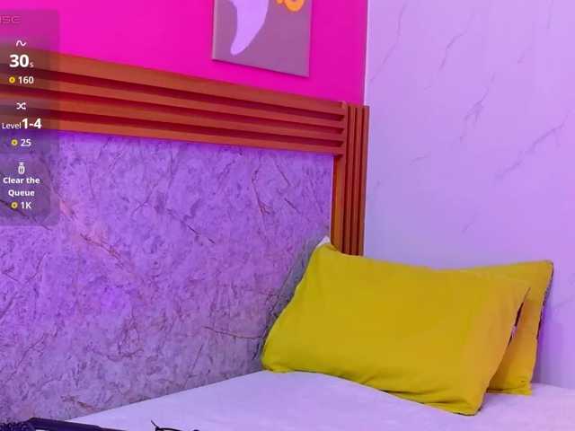 littleeemiily live cam on BongaCams