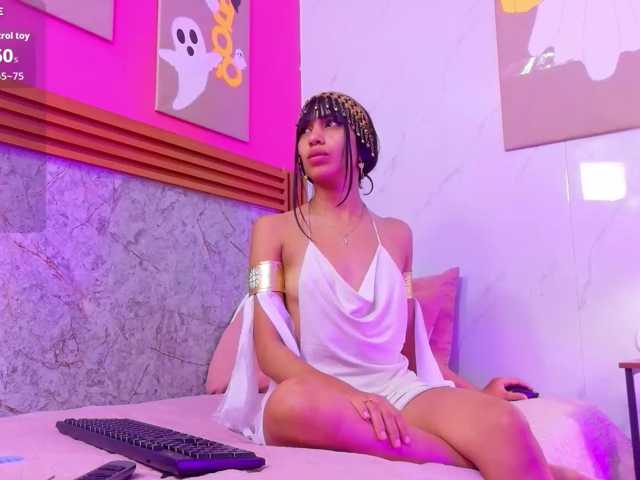 littleeemiily live cam on BongaCams