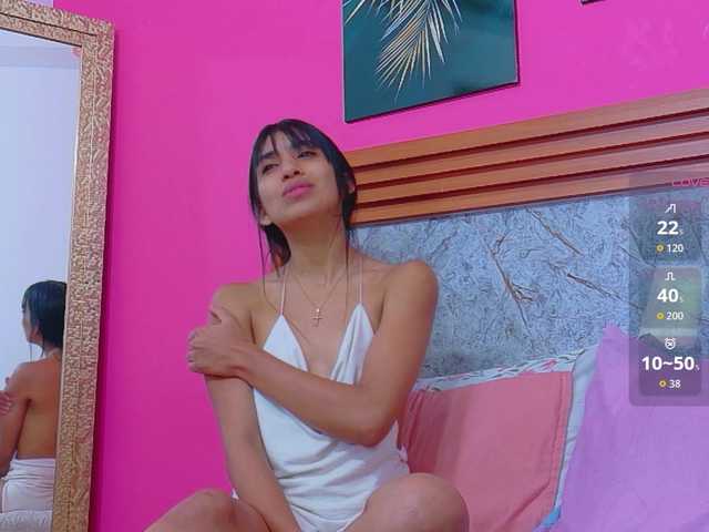 littleeemiily live cam on BongaCams