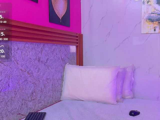 littleeemiily live cam on BongaCams