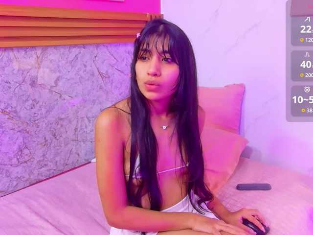 littleeemiily live cam on BongaCams