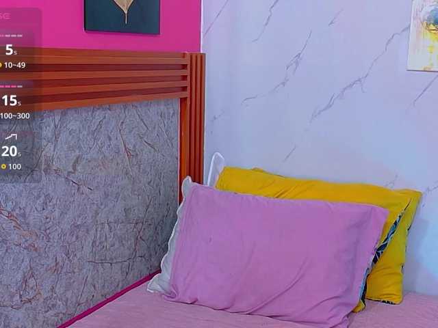 littleeemiily live cam on BongaCams