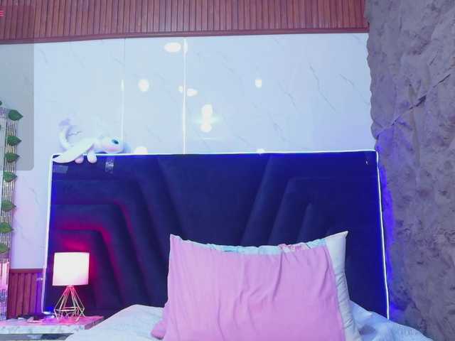 littleeemiily live cam on BongaCams