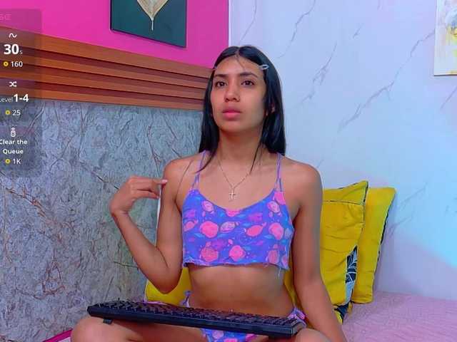 littleeemiily live cam on BongaCams