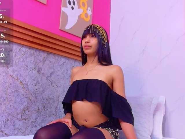 littleeemiily live cam on BongaCams