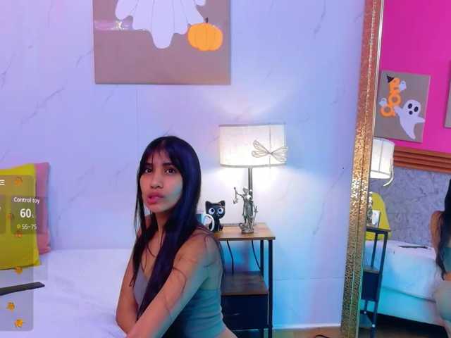 littleeemiily live cam on BongaCams