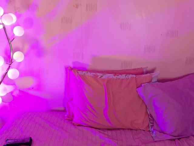 littleeemiily webcam