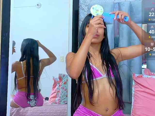 littleeemiily webcam