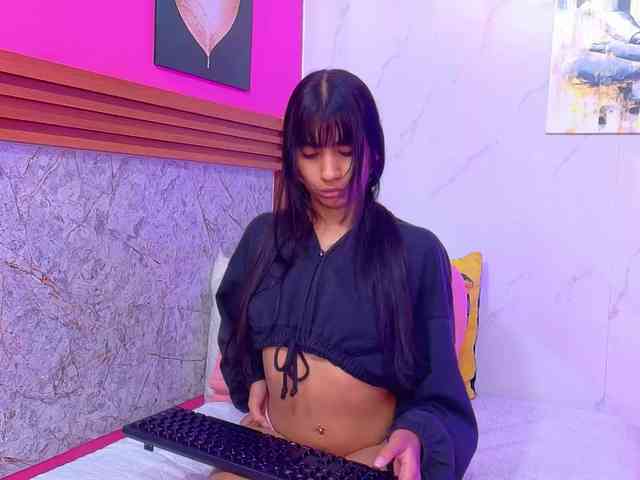 littleeemiily webcam