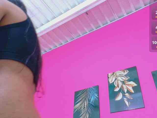 littleeemiily webcam
