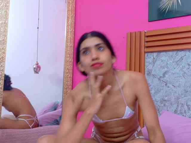 littleeemiily webcam