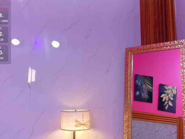 littleeemiily's webcam live show