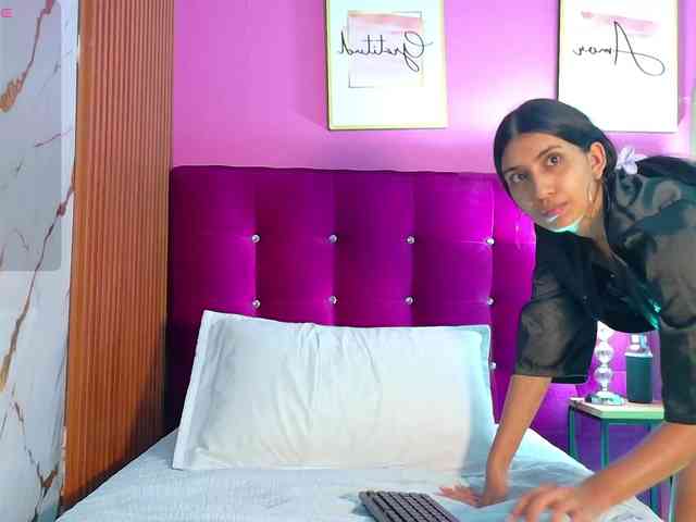 littleeemiily webcam