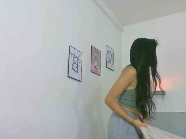 littleeemiily webcam