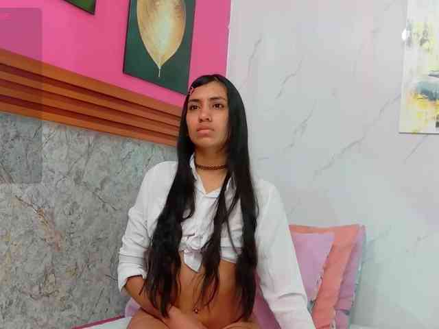 littleeemiily webcam