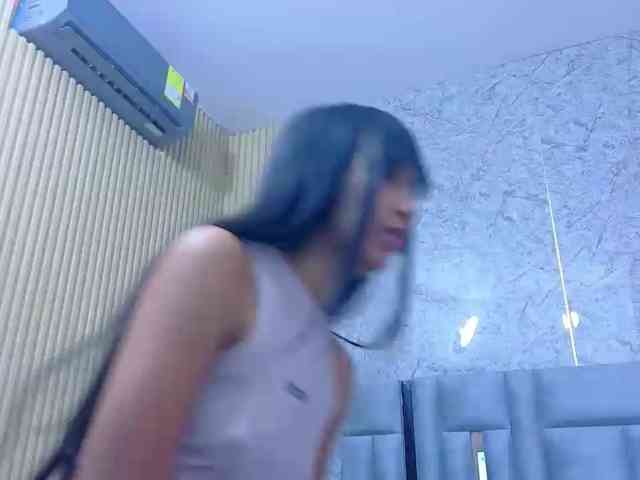 littleeemiily's live room