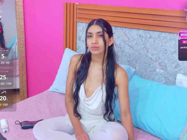 littleeemiily webcam