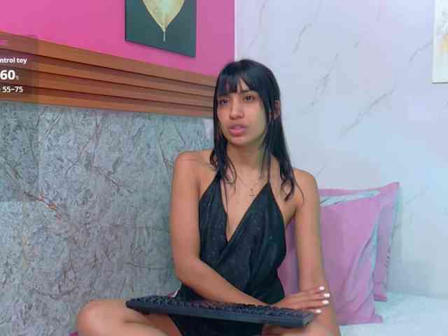 littleeemiily webcam