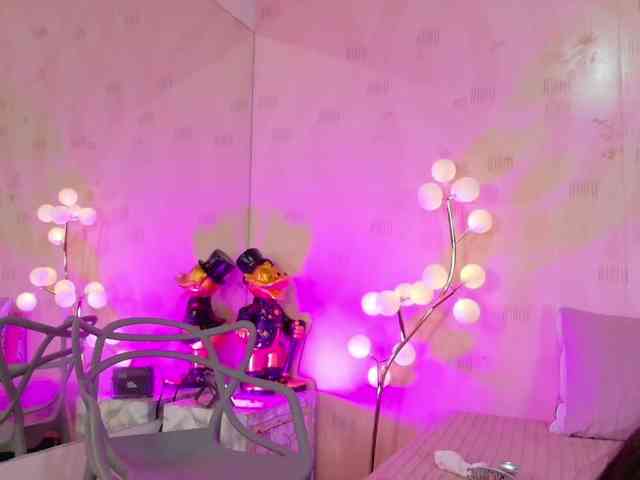 littleeemiily webcam