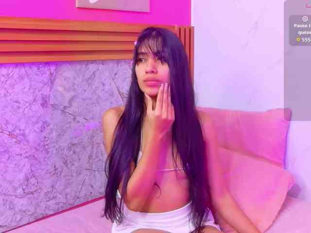 littleeemiily webcam